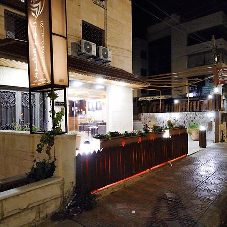 Robou Al Sharq Aparthotel Аман Екстериор снимка