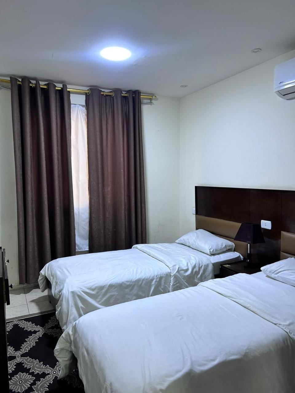 Robou Al Sharq Aparthotel Аман Екстериор снимка