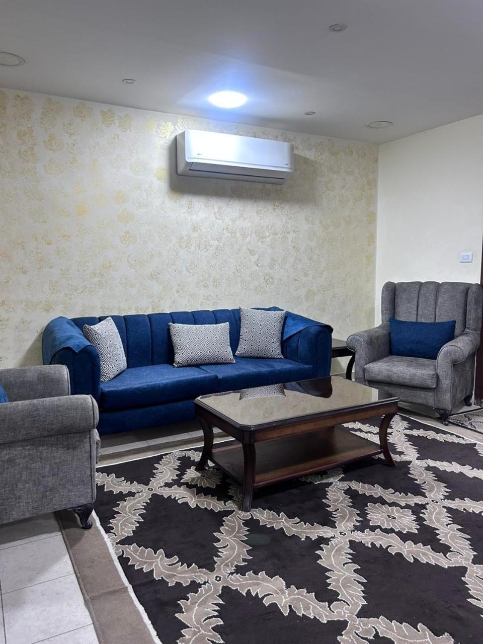 Robou Al Sharq Aparthotel Аман Екстериор снимка