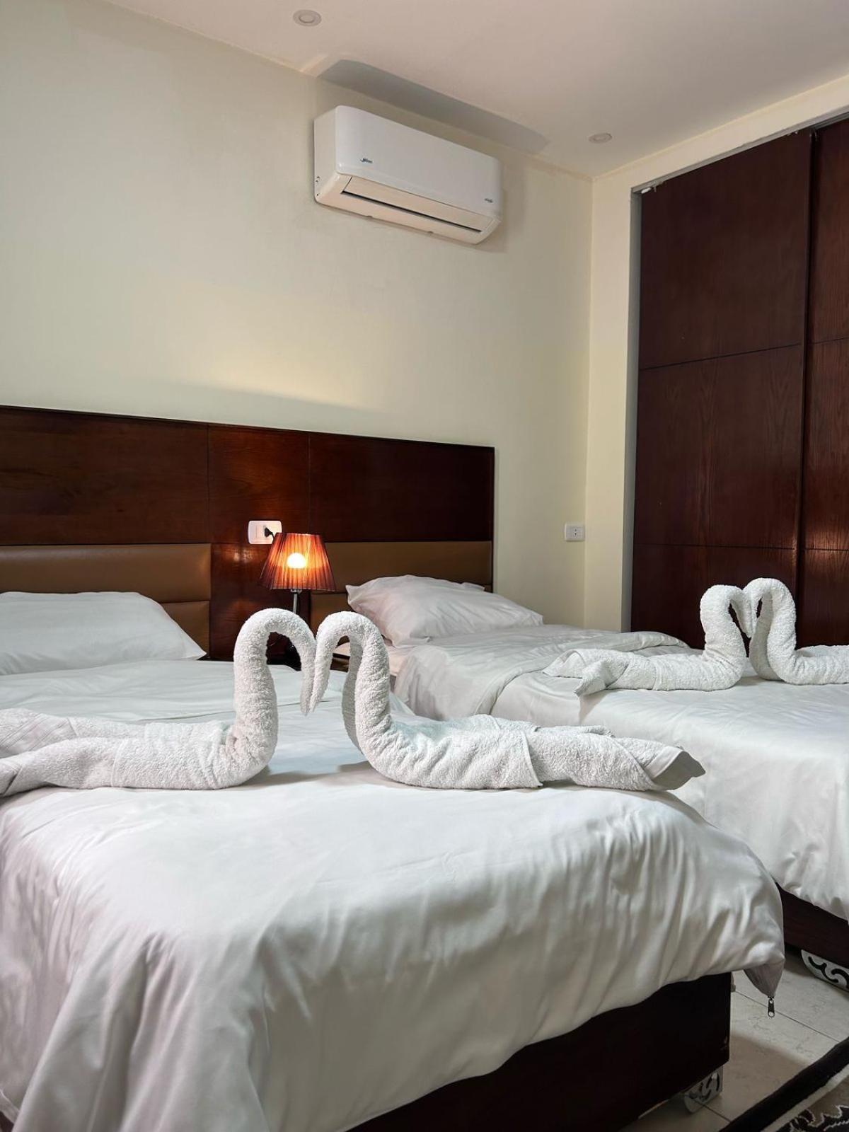 Robou Al Sharq Aparthotel Аман Екстериор снимка