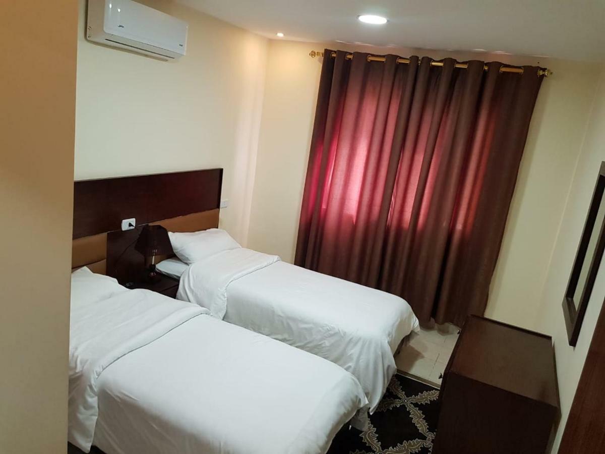 Robou Al Sharq Aparthotel Аман Екстериор снимка